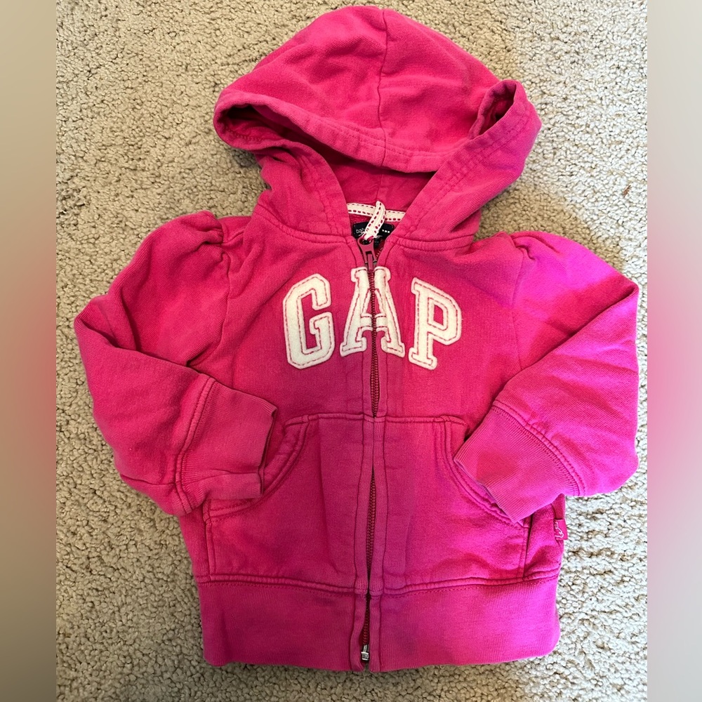 Gap zip up hoodie 18-24 m